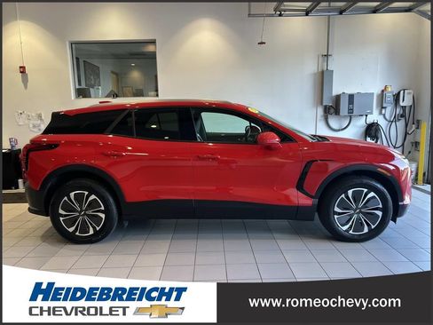 Used 2024 Chevrolet Blazer EV LT AWD/4WD image 2