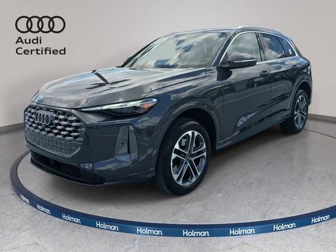 Certified 2025 Audi Q5 Premium w/ Convenience Package AWD/4WD image 1