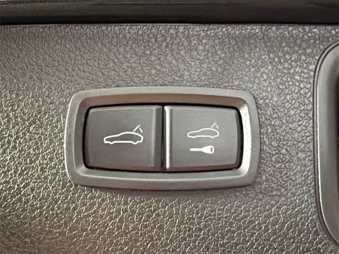 Used 2021 Porsche Macan S image 21