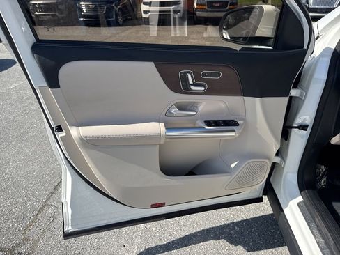 Used 2022 Mercedes-Benz GLA 250 GLA 250 image 25