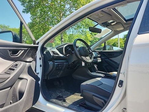 Used 2019 Subaru Crosstrek 2.0i Premium w/ Moonroof Package AWD/4WD image 4