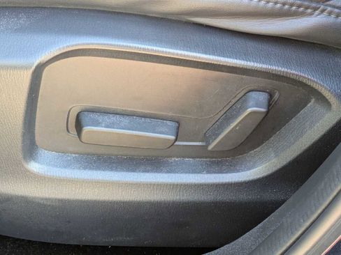 Used 2019 MAZDA CX-5 Touring image 16