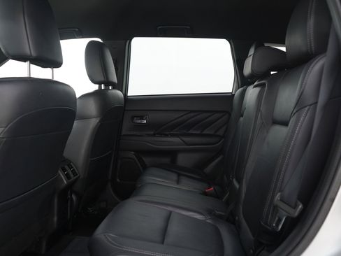 Used 2022 Mitsubishi Outlander SEL AWD/4WD image 18