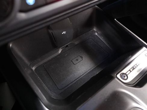 Used 2022 Ford Bronco Wildtrak image 30