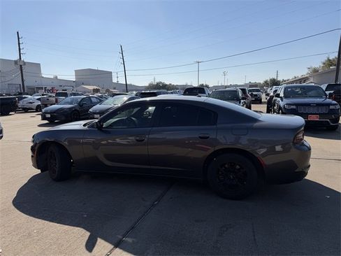 Used 2021 Dodge Charger SXT w/ Leather Interior Group image 8