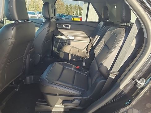 Used 2023 Ford Explorer XLT w/ Equipment Group 202A image 19