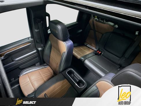 Used 2024 Chevrolet Silverado 2500 High Country w/ Max Trailering Package AWD/4WD image 27