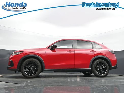 Used 2024 Honda HR-V Sport image 36
