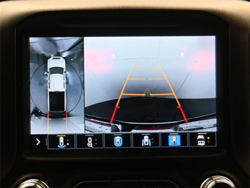 Used 2022 GMC Sierra 2500 Denali w/ Denali Ultimate Package image 18