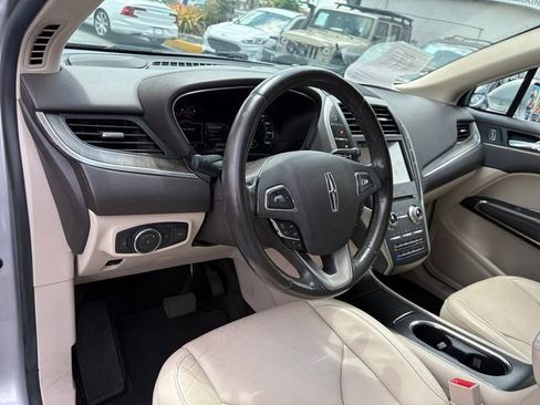 Used 2018 Lincoln MKC Reserve w/ Lincoln MKC Climate Package FWD image 22