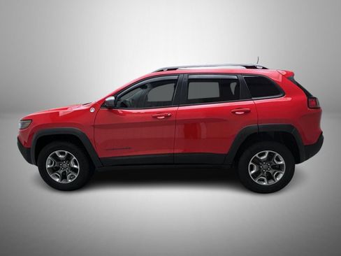 Used 2019 Jeep Cherokee Trailhawk w/ Cold Weather Group AWD/4WD image 8