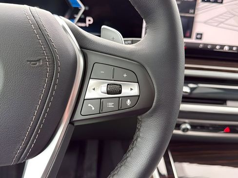 Used 2026 BMW X5 xDrive50e w/ Climate Comfort Package image 15