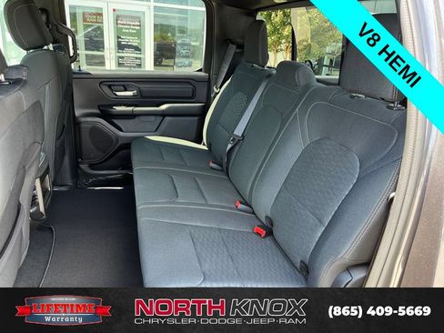 New 2026 RAM 1500 Express AWD/4WD image 16