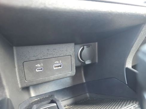 Used 2024 Nissan Kicks SV image 30