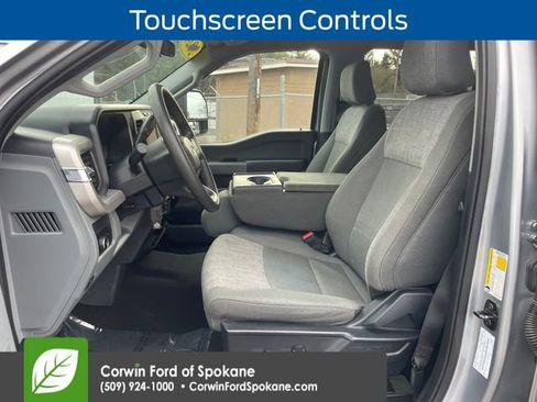 Used 2024 Ford F250 XLT image 3