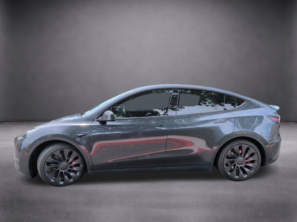 Used 2024 Tesla Model Y Performance AWD/4WD image 5