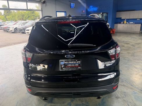 Used 2017 Ford Escape Titanium w/ Canadian Touring Package AWD/4WD image 10