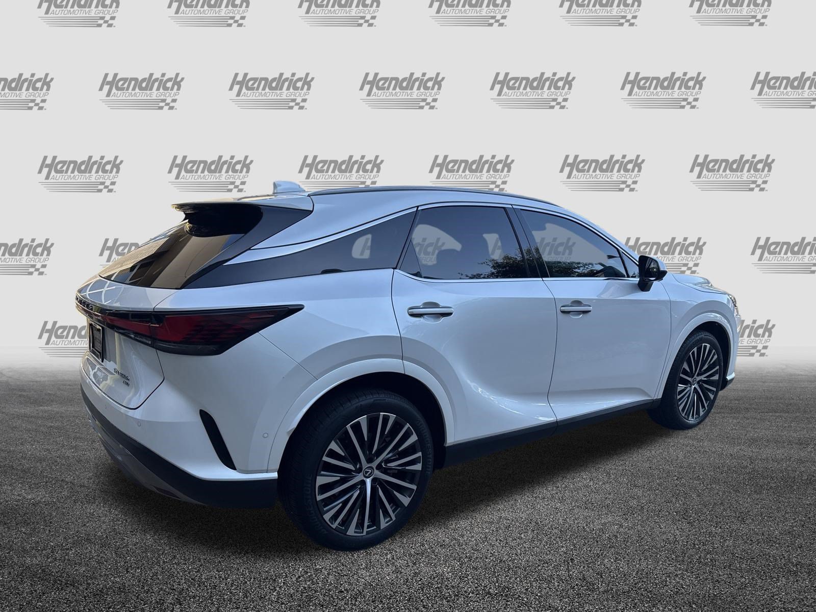 Used 2025 Lexus RX 350 w/ Convenience Package AWD/4WD image 10