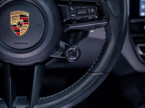 Used 2023 Porsche Macan T image 48