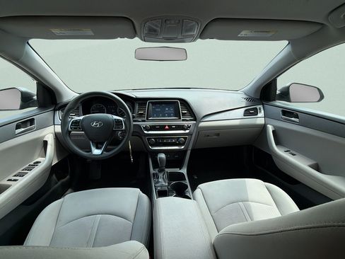Used 2019 Hyundai Sonata SE FWD image 12