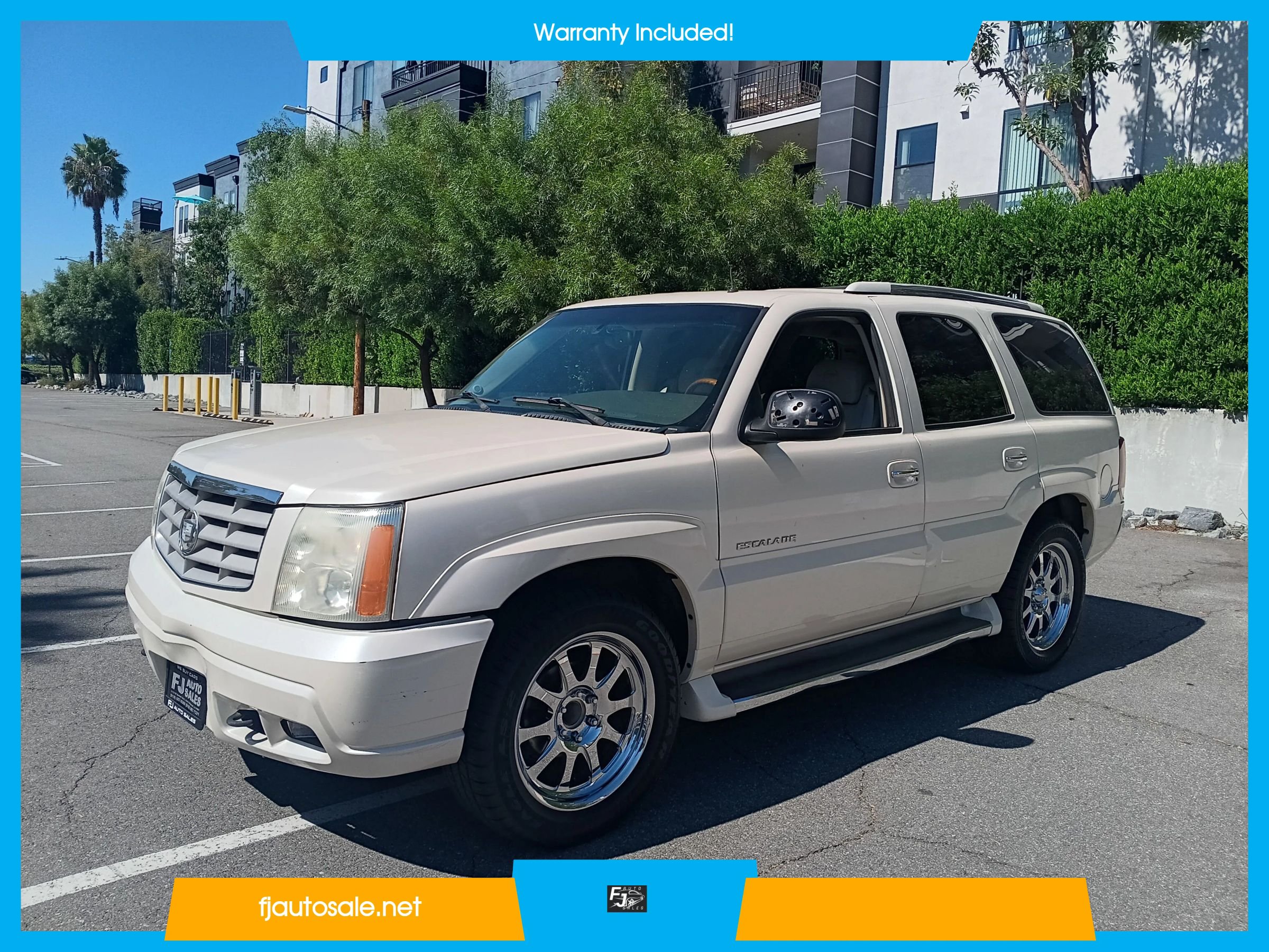 Used 2002 Cadillac Escalade AWD image 3