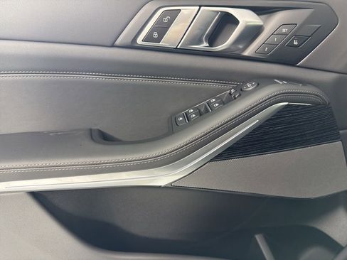 New 2026 BMW X5 xDrive40i w/ M Sport Package image 13