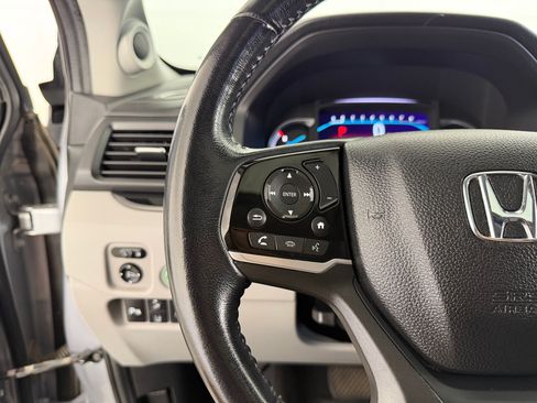Used 2021 Honda Pilot Touring image 15