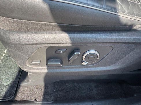 Used 2024 Hyundai Palisade Calligraphy image 19