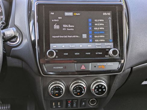 Used 2021 Mitsubishi Outlander Sport SE image 18