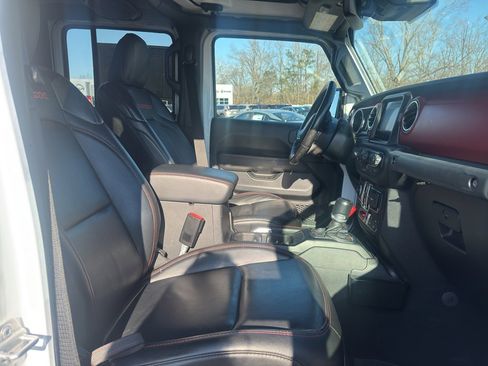 Used 2021 Jeep Gladiator Rubicon image 16