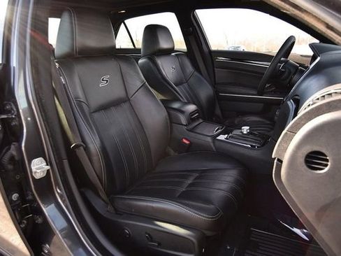 Used 2023 Chrysler 300 S image 20