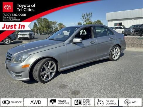 Used 2014 Mercedes-Benz C 300 4MATIC Sedan image 1