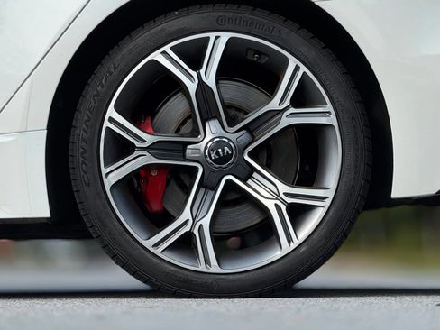 Used 2020 Kia Stinger GT RWD image 19