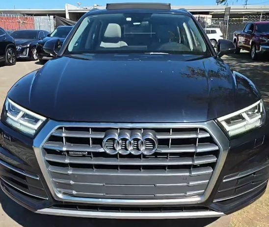 Used 2018 Audi Q5 2.0T Premium Plus w/ Premium Plus Package AWD/4WD image 3