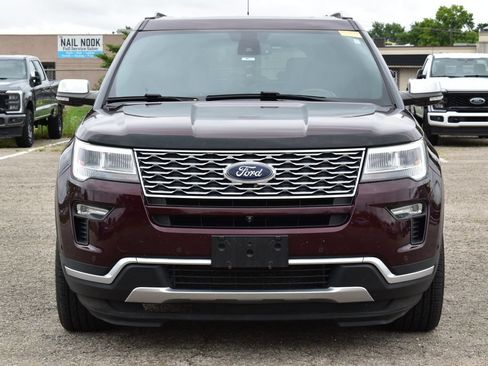 Used 2018 Ford Explorer Platinum AWD/4WD image 2