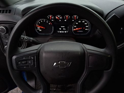 Used 2022 Chevrolet Silverado 1500 Custom Trail Boss w/ LPO, Dark Essentials Package image 17