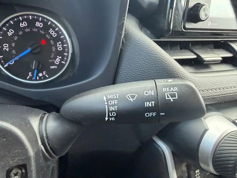 Used 2021 Toyota RAV4 LE AWD/4WD image 15