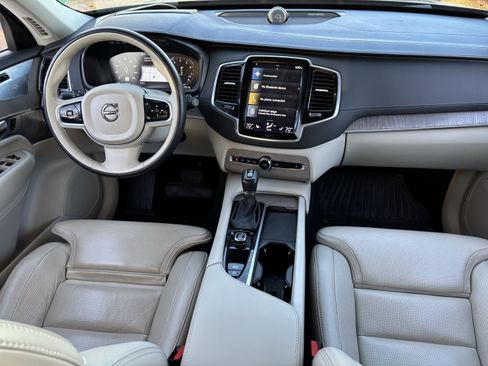 Used 2022 Volvo XC90 T6 Inscription image 14