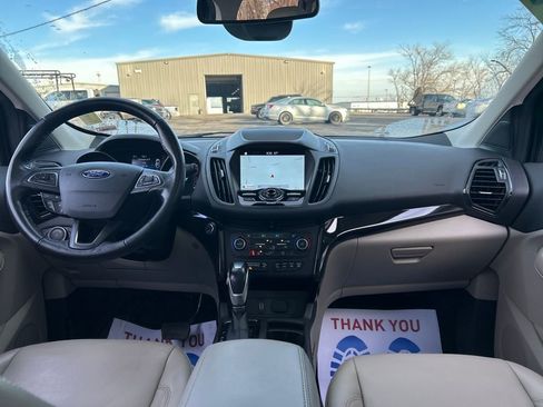 Used 2019 Ford Escape Titanium image 11