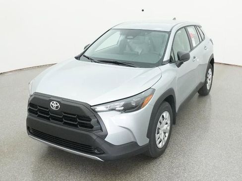 New 2026 Toyota Corolla Cross L image 16