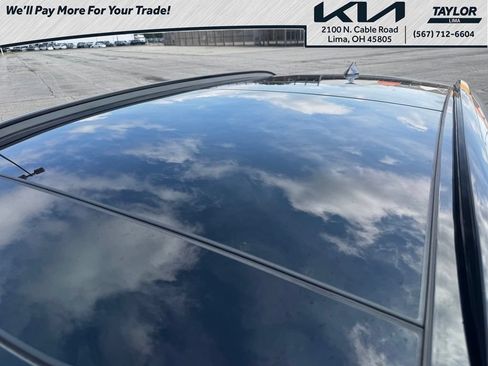 Used 2025 Kia Sportage EX w/ Premium Package AWD/4WD image 14