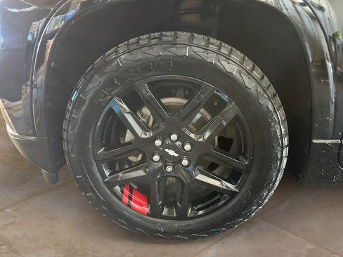 Used 2018 Chevrolet Traverse Premier w/ Redline Edition FWD image 21