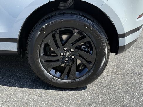 New 2026 Land Rover Range Rover Evoque S image 9