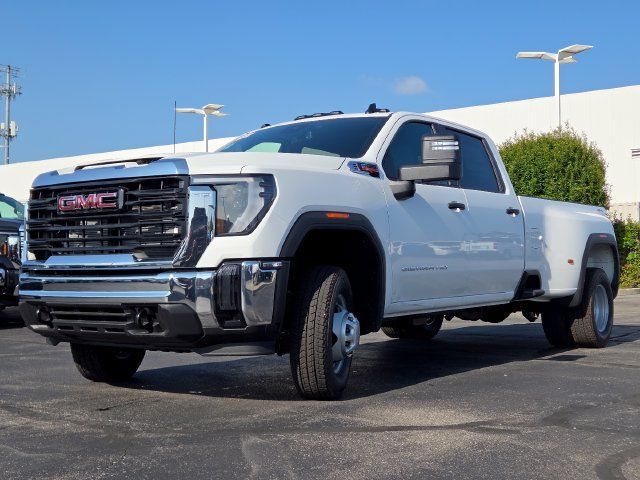 New 2026 GMC Sierra 3500 Pro AWD/4WD image 8