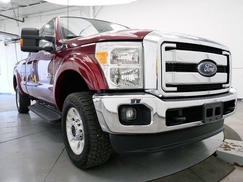 Used 2014 Ford F250 Lariat w/ Camper Package AWD/4WD image 42