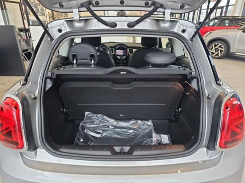 Certified 2024 MINI Cooper 2-Door Hardtop FWD image 21