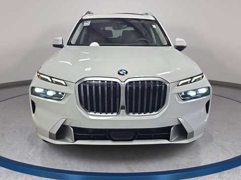 Used 2023 BMW X7 xDrive40i w/ Premium Package AWD/4WD image 2