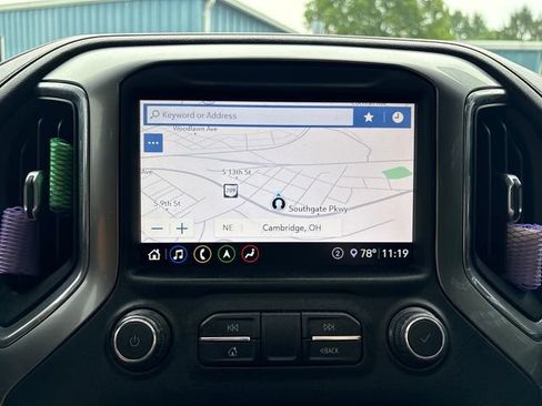 Used 2020 Chevrolet Silverado 1500 LTZ w/ LTZ Convenience Package AWD/4WD image 16