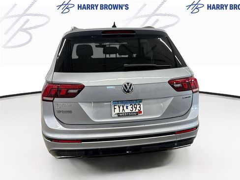 Used 2021 Volkswagen Tiguan SE R-Line w/ 3rd Row Seat Package image 9