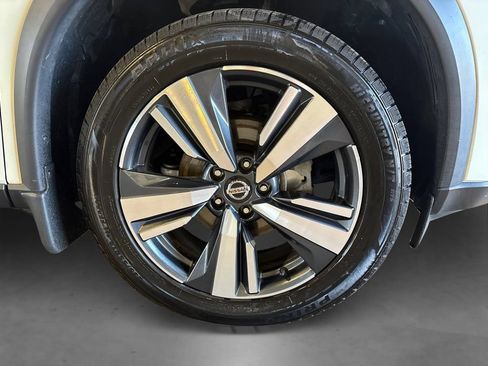 Used 2021 Nissan Rogue SL w/ Premium Package AWD/4WD image 20